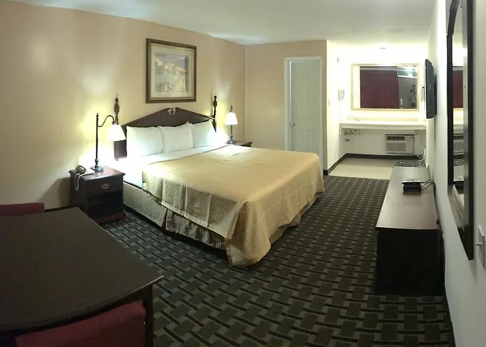 Gray Plaza Motel, Il 2*